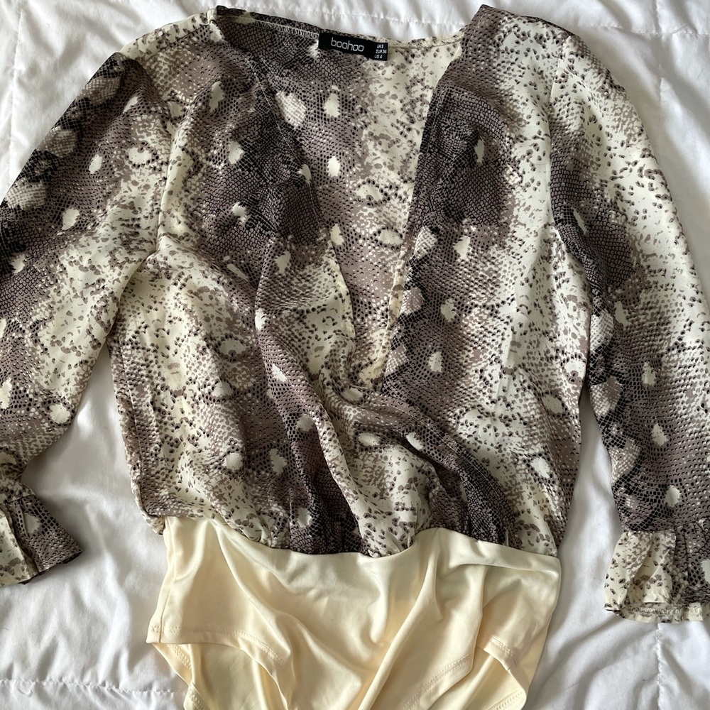 Boohoo shake shin bodysuit